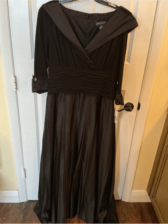 Jessica Howard Dresses & Skirts - NWT Evening Dress